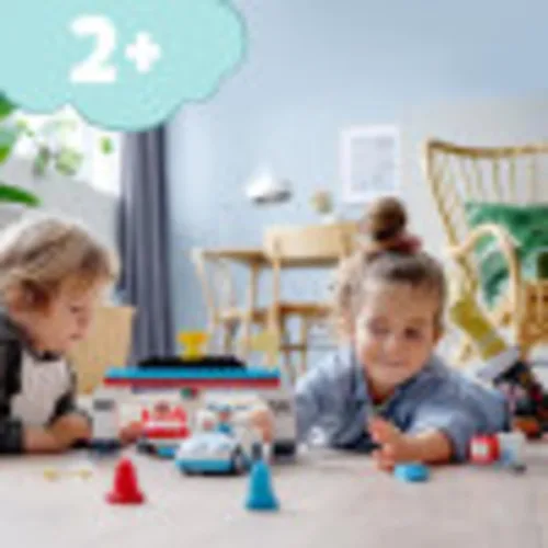 Miniatura 2 de LEGO DUPLO Town Race Cars 10947 - Juguete de construcción de carreras de coches; juego imaginativo y de desarrollo para niños pequeños y niños