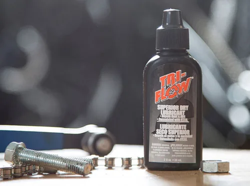 Miniatura 3 de Tri-Flow Paquete de botella de lubricante superior de 2 onzas con lubricante seco superior