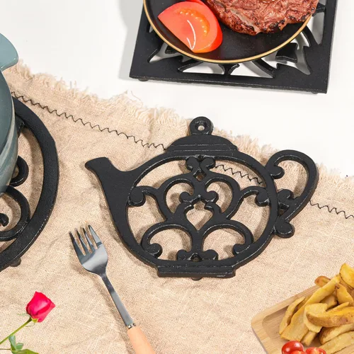 Miniatura 2 de Sungmor Salvamanteles de hierro fundido resistente, salvamanteles decorativos negros a prueba de óxido para cocina o mesa de comedor, 7.9 x 6 Tetera