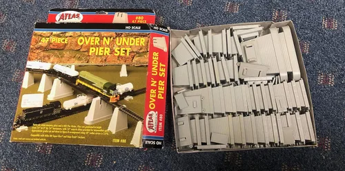 Miniatura 5 de Juego de muelles (juego de 47 piezas) HO Scale Atlas Trains
