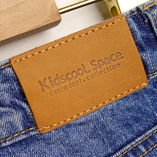 Miniatura 3 de KIDSCOOL SPACE Pantalones de mezclilla rasgados con banda elástica para niños pequeños