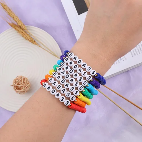 Miniatura 4 de Juego de pulseras heishi arcoíris estilo surfista para mujer, juego de pulseras apilables de cuentas de arcilla, pulseras elásticas con disco