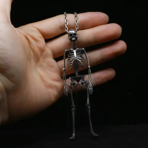 Miniatura 3 de Dije de esqueleto plateado de cuerpo completo, colgante de esqueleto humano espeluznante, collar con colgante de esqueleto de Halloween, regalo
