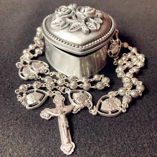 Miniatura 3 de elegantmedical Collar de plata hecho a mano con cuentas de rosas católicas sagrado corazón Jesús medalla rosario cruz collar y bonita caja
