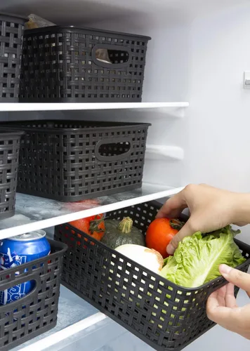 Miniatura 6 de Cestas de almacenamiento tejidas de plástico negro, paquete de 6 cestas de tejido organizador para cocina, oficina, baño