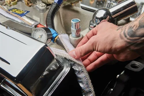 Miniatura 2 de Thermo-Tec 14030 Express Sleeve Aluminized Hose and Wire Protection, 3' x 1/2"- 1" I.D. , Plata