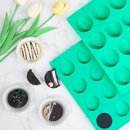Miniatura 8 de Webake Juego de moldes para pasteles de 2 tamaños diferentes, moldes de silicona de 12 cavidades para postres cubiertos de chocolate, pastel plano