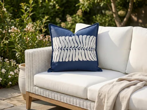 Miniatura 15 de Fab Habitat Almohadas para interiores y exteriores hechas de hilo de poliéster reciclado, resistente a las manchas, lavable a máquina, inserto Ondas