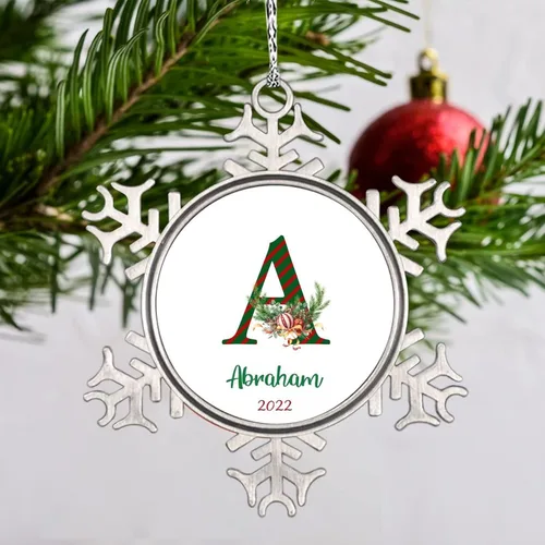 Miniatura 4 de Monograma inicial letra A copo de nieve, adorno de bayas de pino de Navidad para decoración de árbol de Navidad, adornos de Navidad personalizados