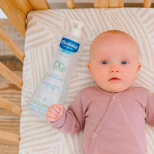 Miniatura 13 de Mustela Agua limpiadora para bebés, agua micelar sin enjuague, con aguacate natural y aloe vera, para cara, cuerpo y pañal del bebé, paquete de 1