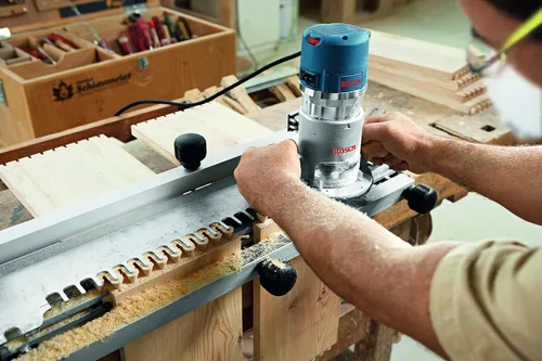 Miniatura 12 de Router Bosch 1617EVS de 2.25 HP, electrónico, de base fija.