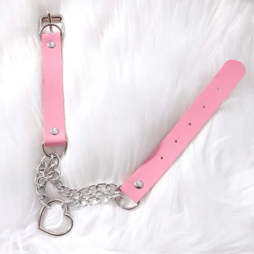 Miniatura 5 de MILAKOO Gargantilla de piel sintética punk, collar ajustable con dije de círculocorazón para mujer