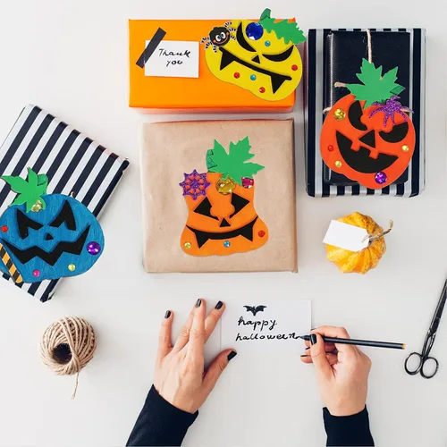 Miniatura 7 de Winlyn Juego de 63 juegos de manualidades de Halloween, manualidades de otoño, adornos de calabaza de madera, decoraciones de decoración