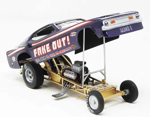 Miniatura 3 de Tom Daniel - Kit de modelo a escala 1:32 - Coche divertido falso