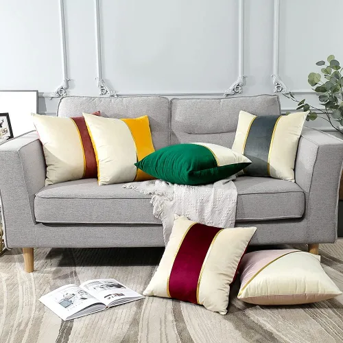 Miniatura 9 de OTOSTAR Juego de 4 fundas de almohada de terciopelo suave de 18 x 18 pulgadas, fundas de almohada decorativas modernas de cuero dorado a rayas