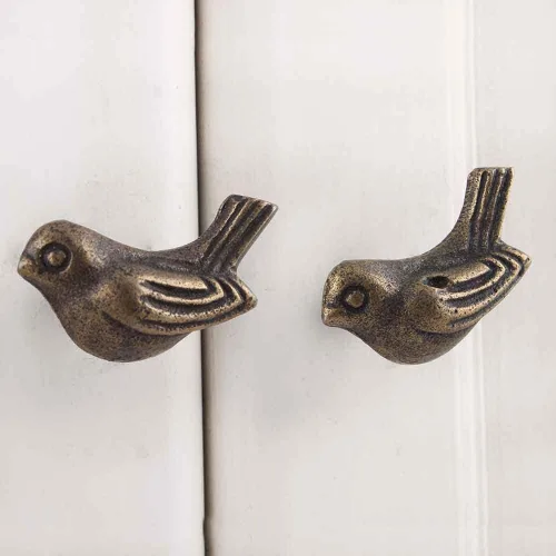 Indian Shelf 2 manijas clásicas de hierro para gabinete, pomos de tocador, tiradores de cajón, aspecto decorativo vintage