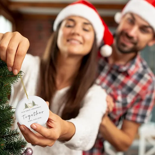 Miniatura 5 de Adorno de Navidad con texto en inglés Our First Christmas Together 2023, adornos personalizados para parejas
