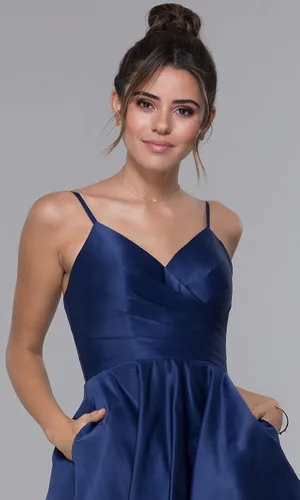 Miniatura 4 de Vici Gowner Vestido de fiesta formal de noche con cuello en V plisado para mujer con tirantes delgados vestido largo de fiesta