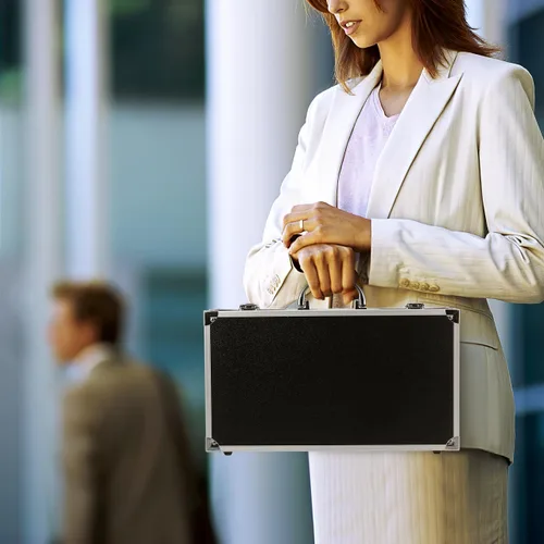 Miniatura 6 de Maletín de aluminio negro con cerradura, maletín de aluminio para hombres o mujeres, funda rígida de metal con espuma para equipaje de viajero