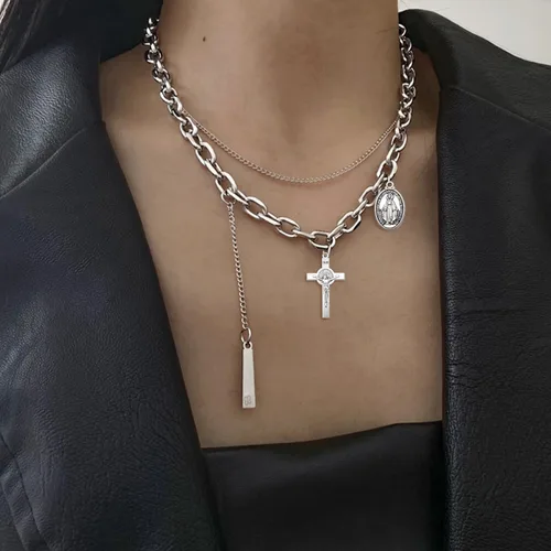 Miniatura 3 de 60 dijes de crucifijo de San Benito católico INRI, centro de rosario, cruz de Jesús, dijes de aleación vintage para bricolaje, collares, pulseras
