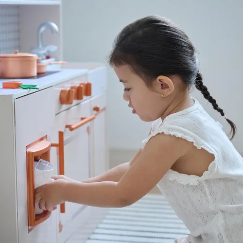Miniatura 7 de Teamson Kids Cocina de madera para niños pequeños con accesorios, juego de cocina de simulación para niños a partir de 3 años, juego de cocina