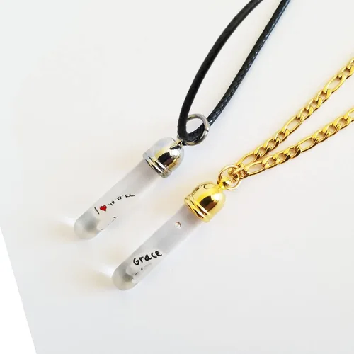 Miniatura 5 de Nombre en un collar de grano de arroz, llavero. Su nombre escrito en un grano de arroz. Regalo único para regalo de Navidad.