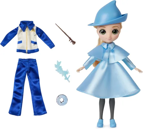 Wizarding World Harry Potter, set de regalo de muñeca Fleur Delacour de 20,3 cm de 10 piezas con 2 trajes y 8 accesorios para muñeca, juguetes para