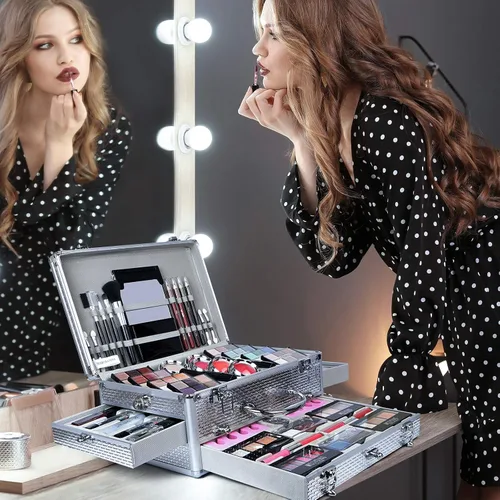 Miniatura 9 de Pure Vie Juego de maquillaje todo en uno para regalo navideño, paquete esencial de cosméticos que incluye paleta de sombras de ojos, lápiz labial
