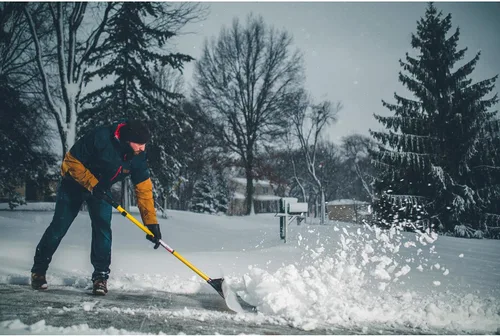 Miniatura 5 de La Quitanieves Empujadora de Nieve - 18 pulgadas de ancho, Número de Modelo 14A7A5BA011