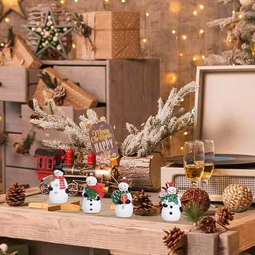 Miniatura 6 de MEETYAMOR Decoraciones navideñas para interiores, 4 adornos de resina de muñeco de nieve para decoración de mesa de Navidad, figuras coleccionables