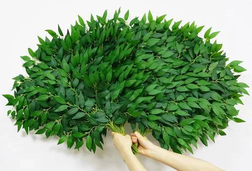 Miniatura 7 de 3 hebras de vides de Ruscus italiano artificial de 78" de seda, guirnalda de vegetación italiana de Ruscus verde con hojas verdes, vides