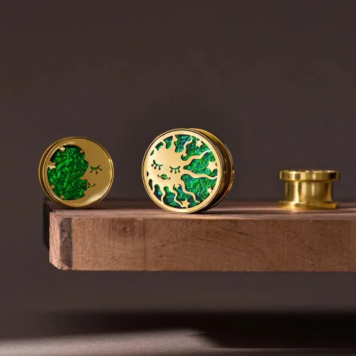 Miniatura 4 de ERKUOO 2 unidades de medidores de oreja de sol y luna con tornillo, túneles de oreja, tapones para estiradores de carne, aretes expansor de 0.00oz-1