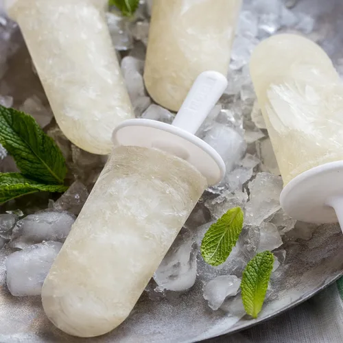 Miniatura 7 de Zoku - Moldes clásicos para paletas, 6 moldes de paleta de fácil liberación con palillos y protección antigoteo, sin BPA Verde