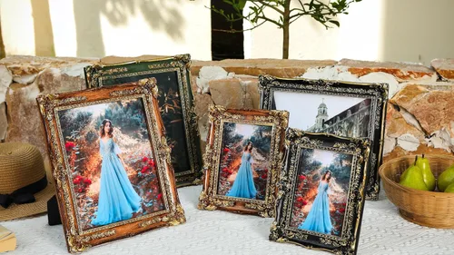 Miniatura 6 de Marco de fotos vintage negro de 8 x 10 pulgadas, elegante marco dorado adornado antiguo con frente de cristal, mesa y exhibición de pared
