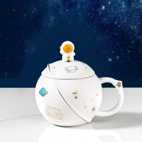 Miniatura 3 de HwaGui Taza de astronauta Kawaii con tapa y cuchara, hecha a mano, bonita taza de cerámica para café, té, leche, agua, espacial, regalo novedoso