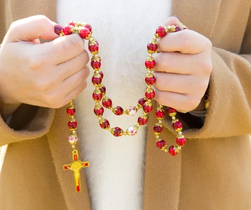 Miniatura 6 de Nazareth Store Saint Benedict 10mm Glass Rosary Beads Catholic Necklace Flowers Mystery Bead Miraculous Medal Locket Cross Prayer Rosarios Catolicos