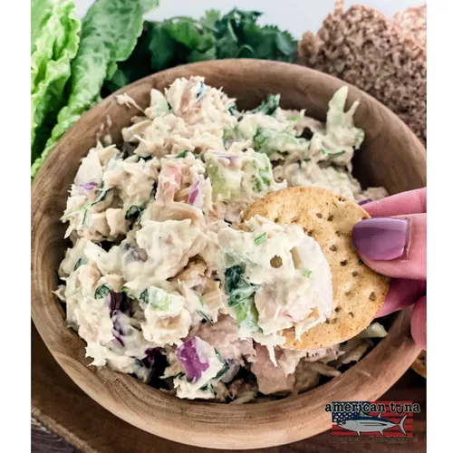 Miniatura 5 de American Tuna Pescado de atún blanco silvestre capturado en poste de grado sushi, sin sal añadida, (12) latas de 3.5 onzas Cosechado