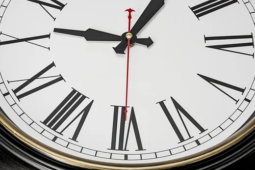 Miniatura 3 de Bernhard Products Reloj de pared extra grande, 18 pulgadas, marrón oscuro, cuarzo silencioso, funciona con pilas, sin tictac, numeral romano