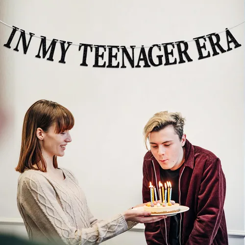 Miniatura 4 de Cartel de In My Teenager Era, oficialmente adolescente/Hello 13, suministros de decoración de fiesta de feliz cumpleaños de 13, purpurina negra