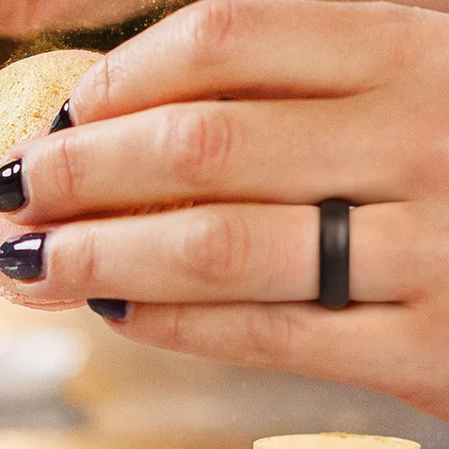 Miniatura 2 de ROQ - Anillo de boda de silicona para mujeres, alianzas de boda de goma asequibles, con purpurina y metálicos, oro rosa, plata, negro, azul