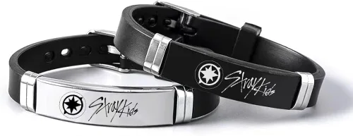Miniatura 2 de AntaQuyaN Paquete de 2 pulseras Kpop Stray Kids Merch Bracelets, pulseras de silicona con dijes para niños, joyería para regalos, color blanco