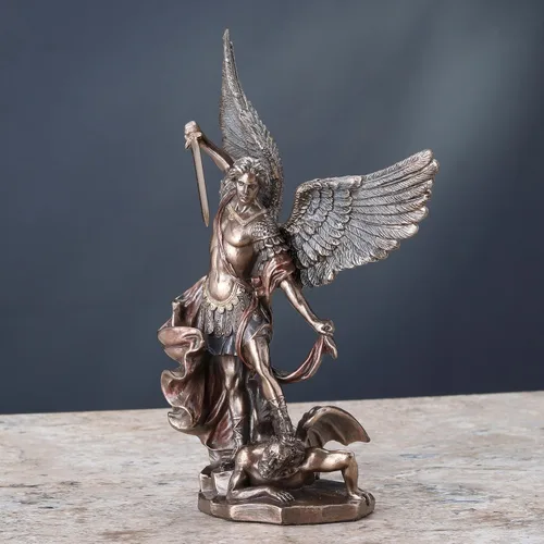 Miniatura 6 de Unicorn Studios San Miguel de pie sobre el demonio con espada escultura religiosa 7 7/8 pulgadas de alto