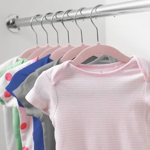 Miniatura 6 de Casafield 50 perchas de terciopelo para bebé, tamaño de 11 pulgadas para ropa de bebés y niños pequeños, color rosa claro