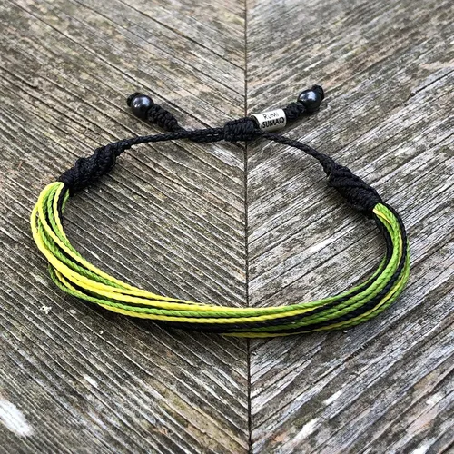 Miniatura 4 de Rumi Sumaq Pulseras de Orgullo y Bandera del País con Atadura de Tirón — Pulseras Macramé Trenzadas a Mano, Nudo de Pescado y Trenzadas Ajustables