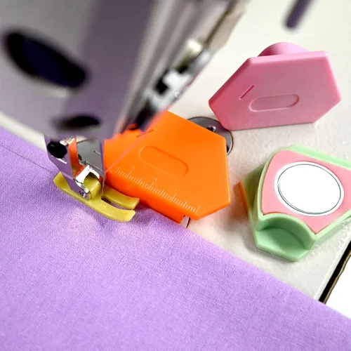 Miniatura 6 de Guía magnética de costura para máquina de coser, parte del pie guía, accesorios para máquina de coser WENICE 3 piezas
