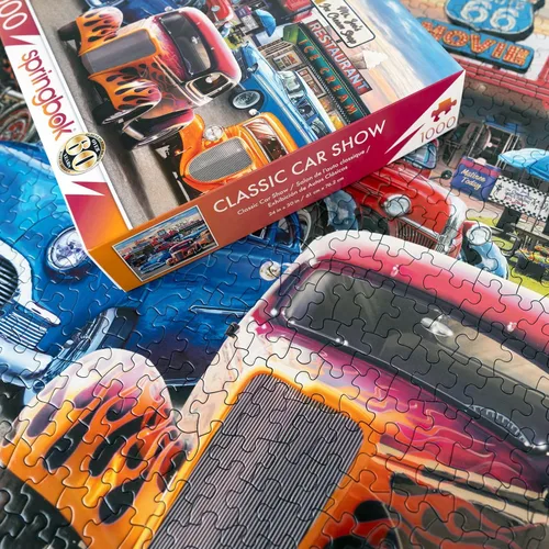 Miniatura 4 de Springbok 's Classic Car Show - Rompecabezas de 1000 piezas para adultos exhibe hot rods y autos clásicos en todo su colorido esplendor. Fabricado