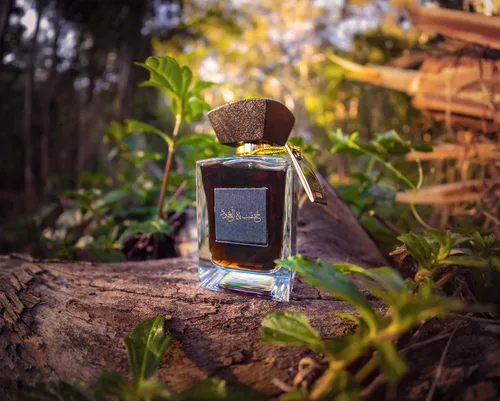 Miniatura 7 de ARABIYAT Khashab & Oud Eau de Parfum – 3.4 fl oz (3.4 onzas) Perfumes de lujo en aerosol árabe para mujeres y hombres Fragancia unisex premium Oud