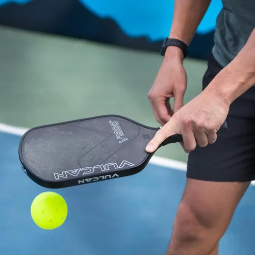 Miniatura 2 de Vulcan Pelota oficial de pickleball VPRO Flight Outdoor de The PPA Tour & MLP Paquete de bolas de 3, 6, 12, 36 y 100 Amarillo de alta Paquete