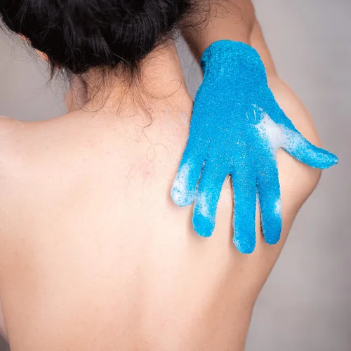 Miniatura 7 de Slick- Guantes exfoliantes, 4 piezas, exfoliante de piel para cuerpo, guantes de baño/exfoliante, accesorios de ducha para mujeres, guante exfoliante