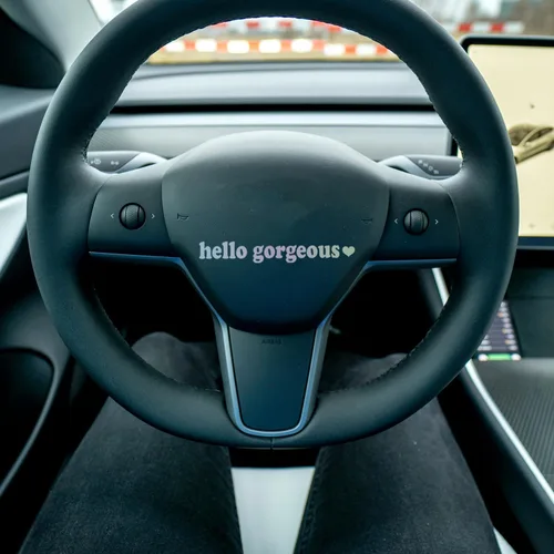 Miniatura 6 de 3x Pegatina para espejo retrovisor de «Hello Gorgeous», accesorio holográfico para coche para mujeres, calcomanía de color láser para vaso